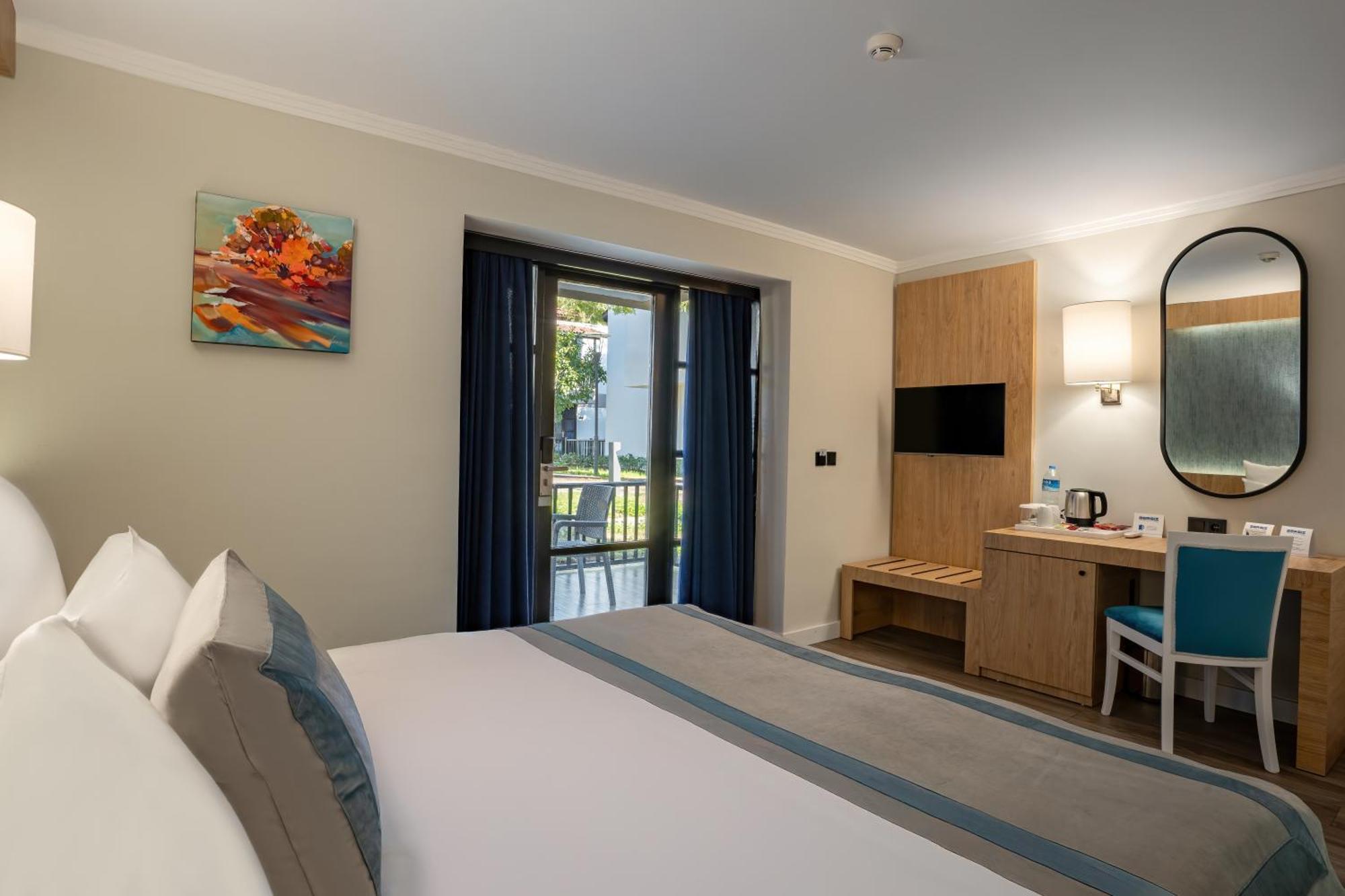 Bergiz Hotels & Resorts Kemer Antalya Extérieur photo